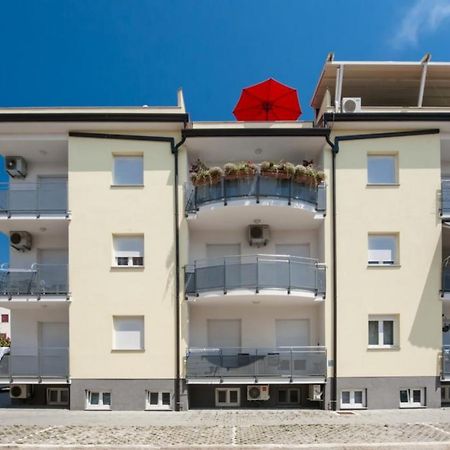 Apartment Brigite Ровинь Экстерьер фото