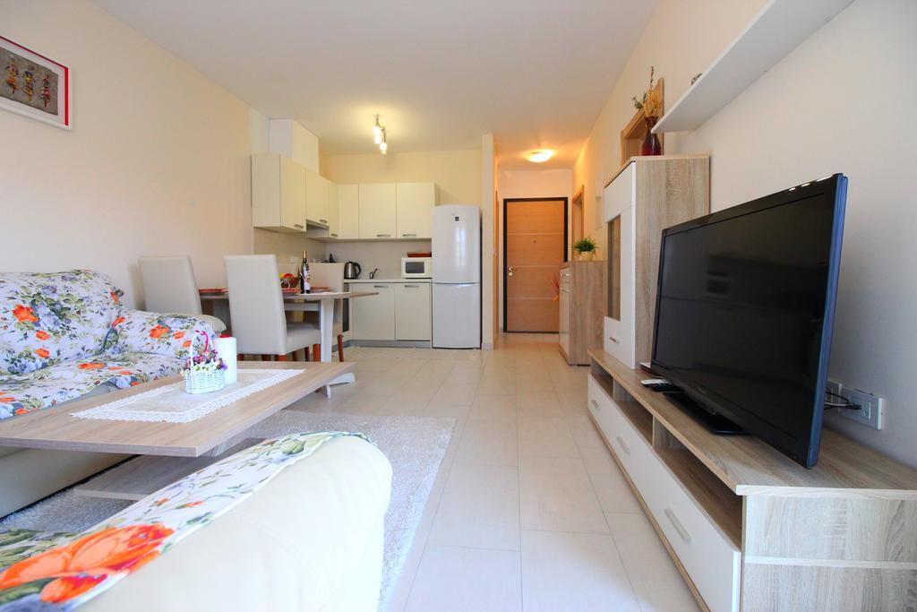 Apartment Brigite Ровинь Экстерьер фото